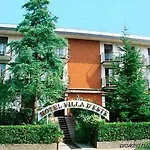Touring Apartahotel