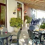 Touring شقة فندقية غرادو