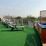 Touring غرادو