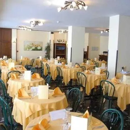 Aparthotel Touring 4*