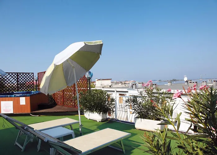 Апарт-готель Touring 4*